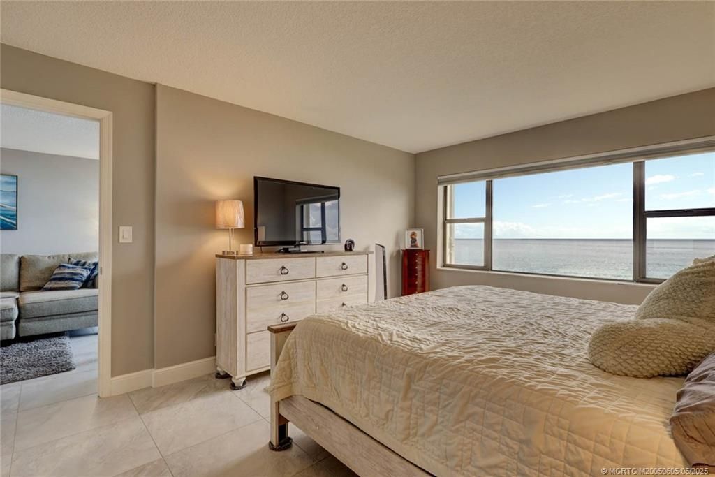 9400 S Ocean Drive, Unit 407, Jensen Beach, FL 34957 Photo