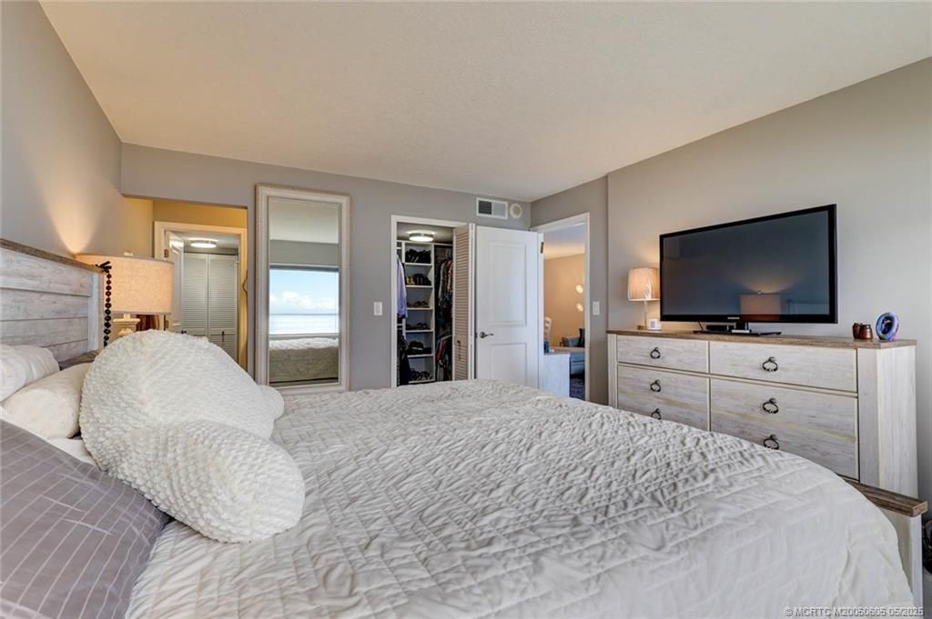 9400 S Ocean Drive, Unit 407, Jensen Beach, FL 34957 Photo