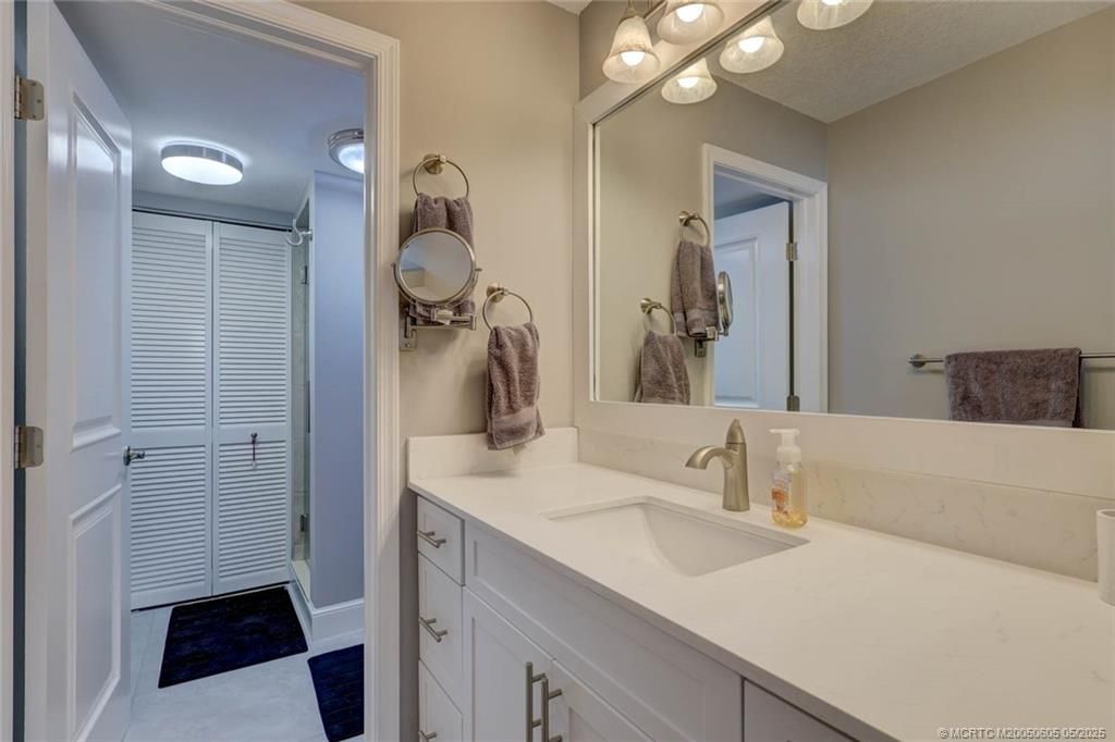 9400 S Ocean Drive, Unit 407, Jensen Beach, FL 34957 Photo