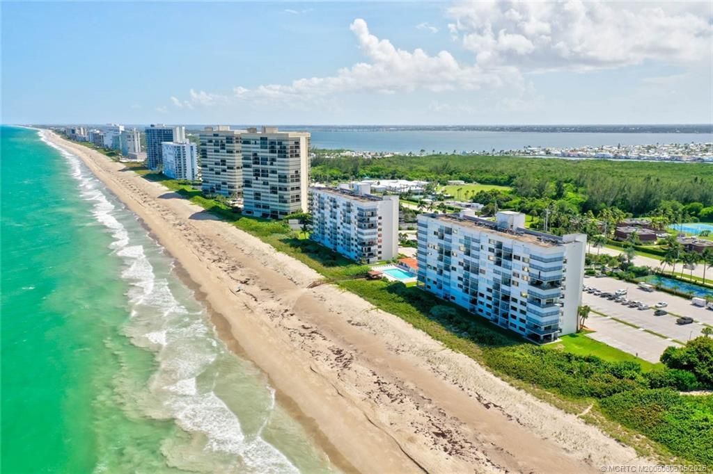 9400 S Ocean Drive, Unit 407, Jensen Beach, FL 34957 Photo