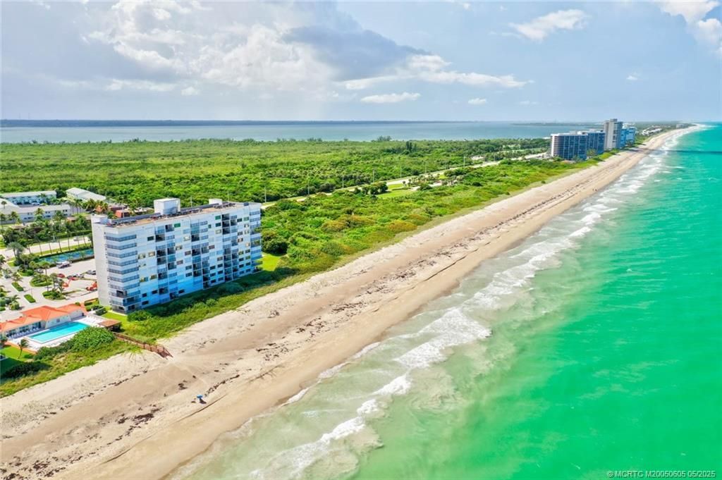 9400 S Ocean Drive, Unit 407, Jensen Beach, FL 34957 Photo