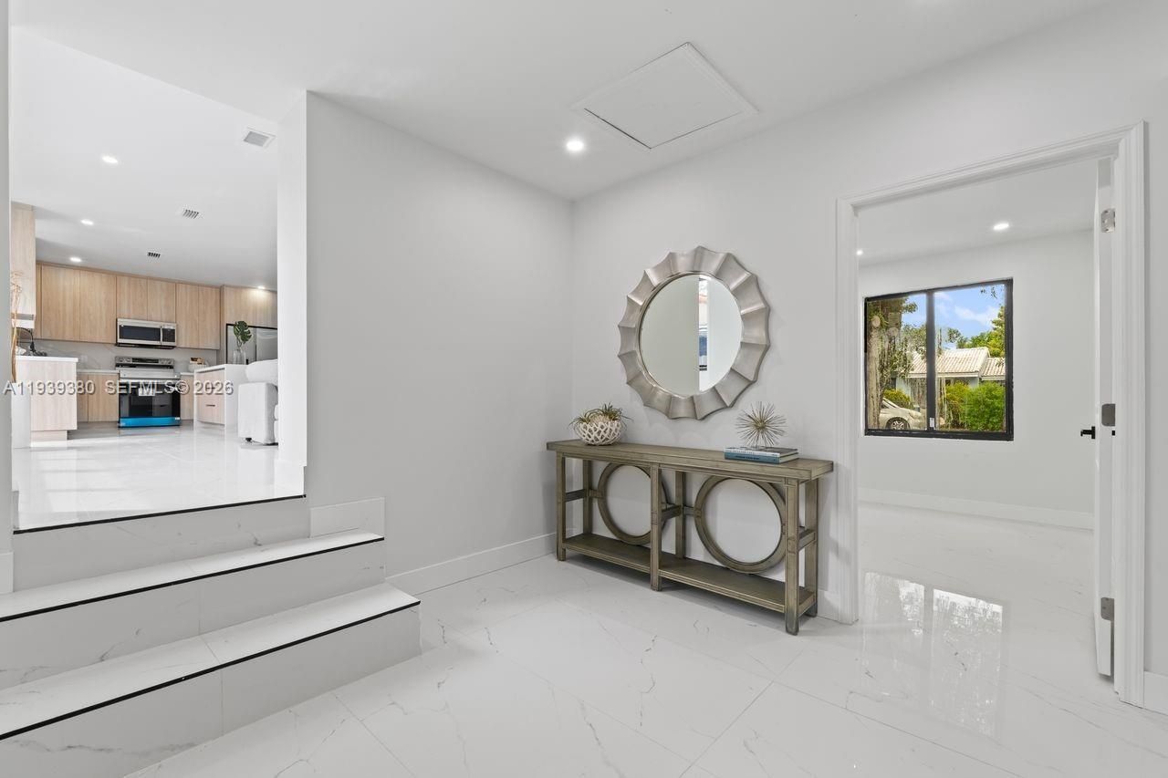 1741 SW 17th Ct , Miami, FL 33145 Photo