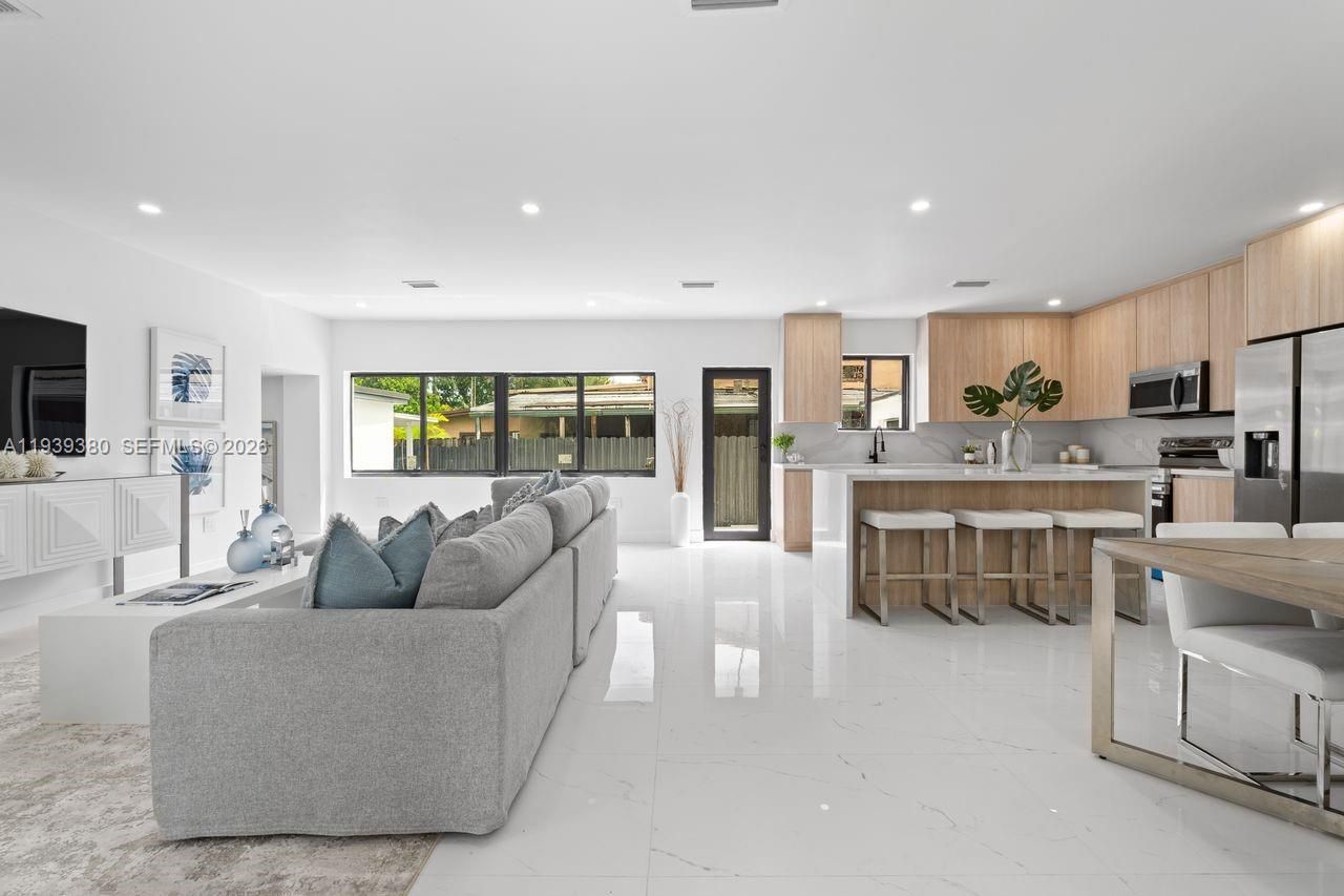 1741 SW 17th Ct , Miami, FL 33145 Photo