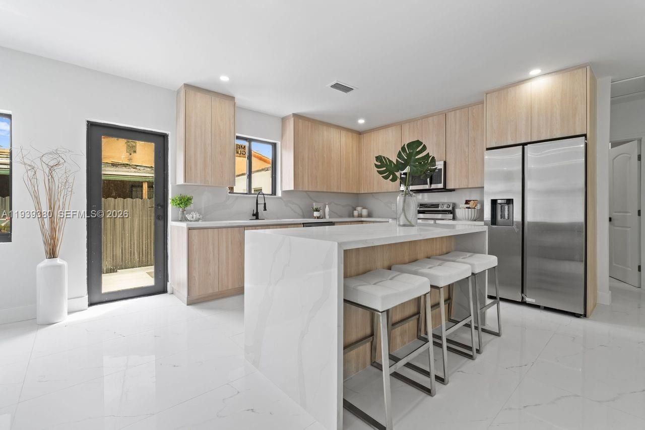 1741 SW 17th Ct , Miami, FL 33145 Photo