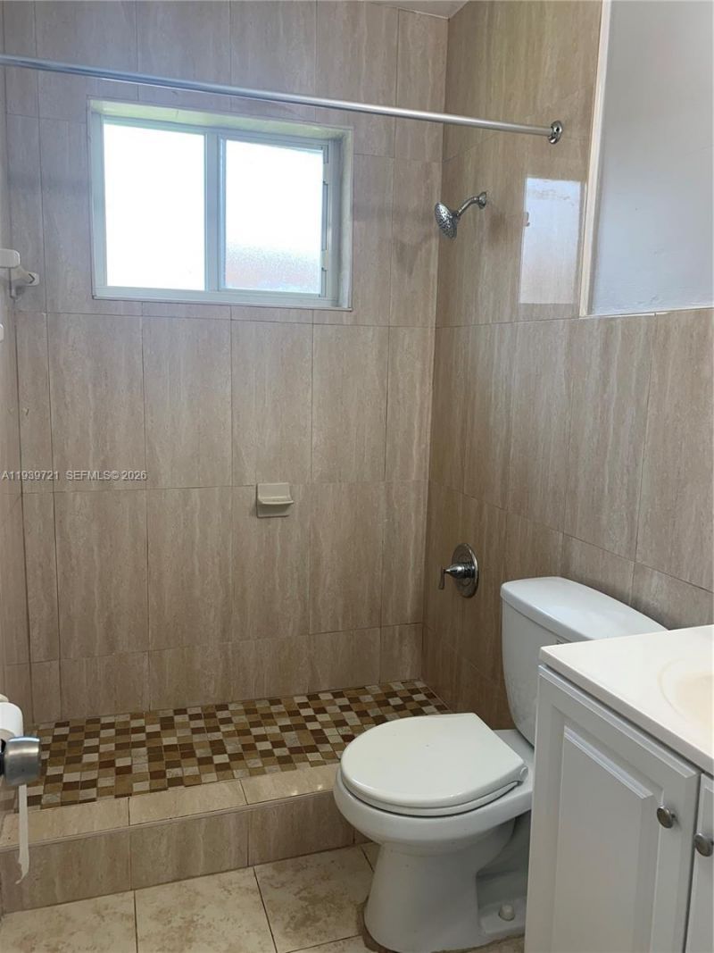 15020 NE 6th Pl, Unit 15020, Miami, FL 33161 Photo