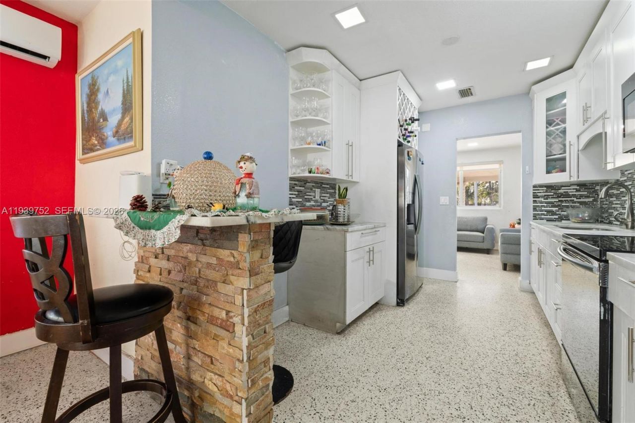 325 SE 9th Ave, Hialeah, FL 33010 Photo