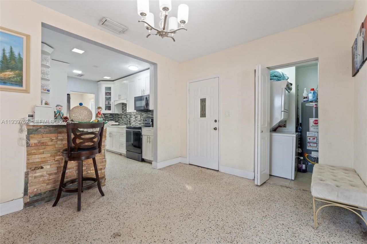 325 SE 9th Ave, Hialeah, FL 33010 Photo