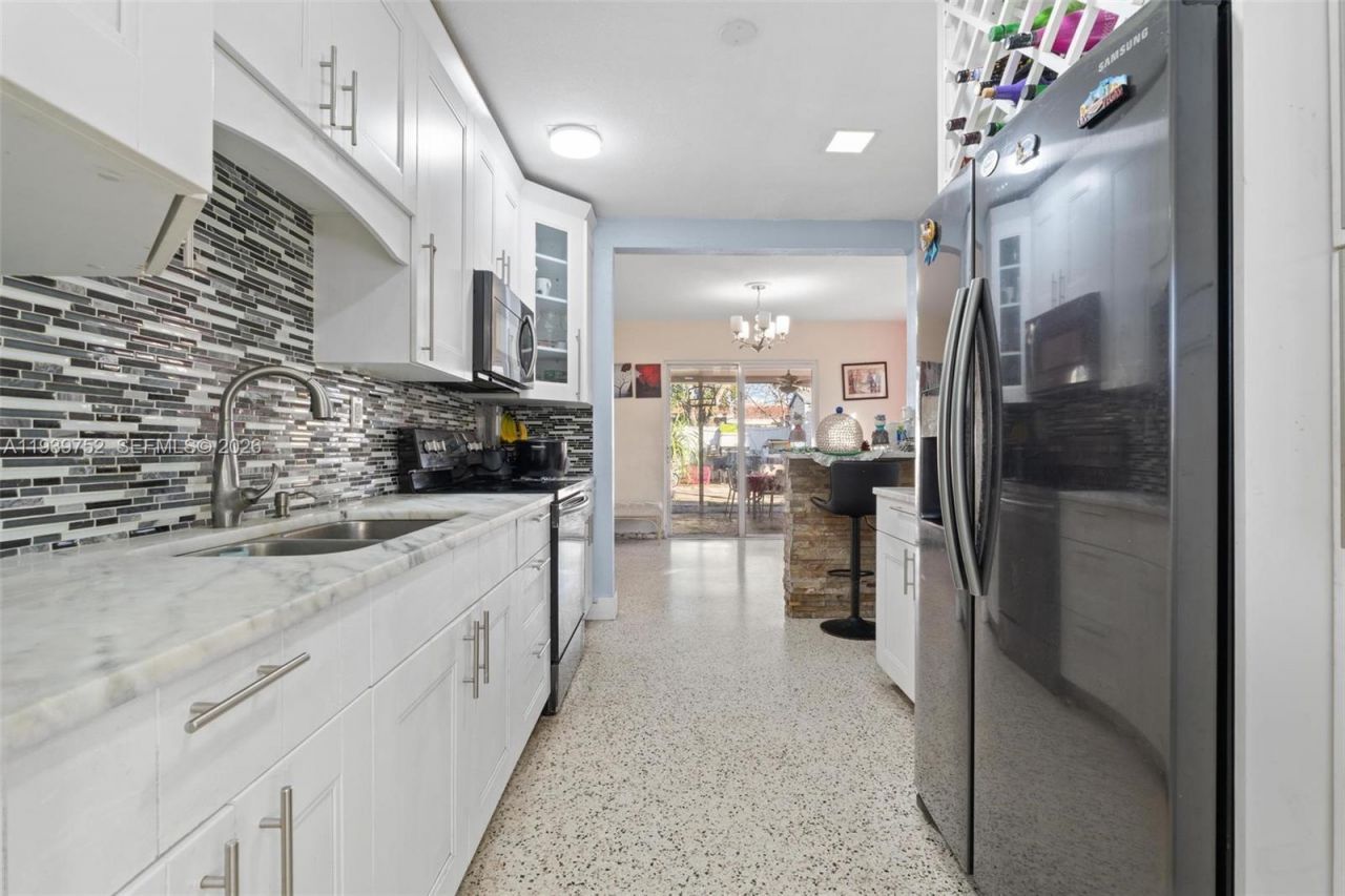 325 SE 9th Ave, Hialeah, FL 33010 Photo