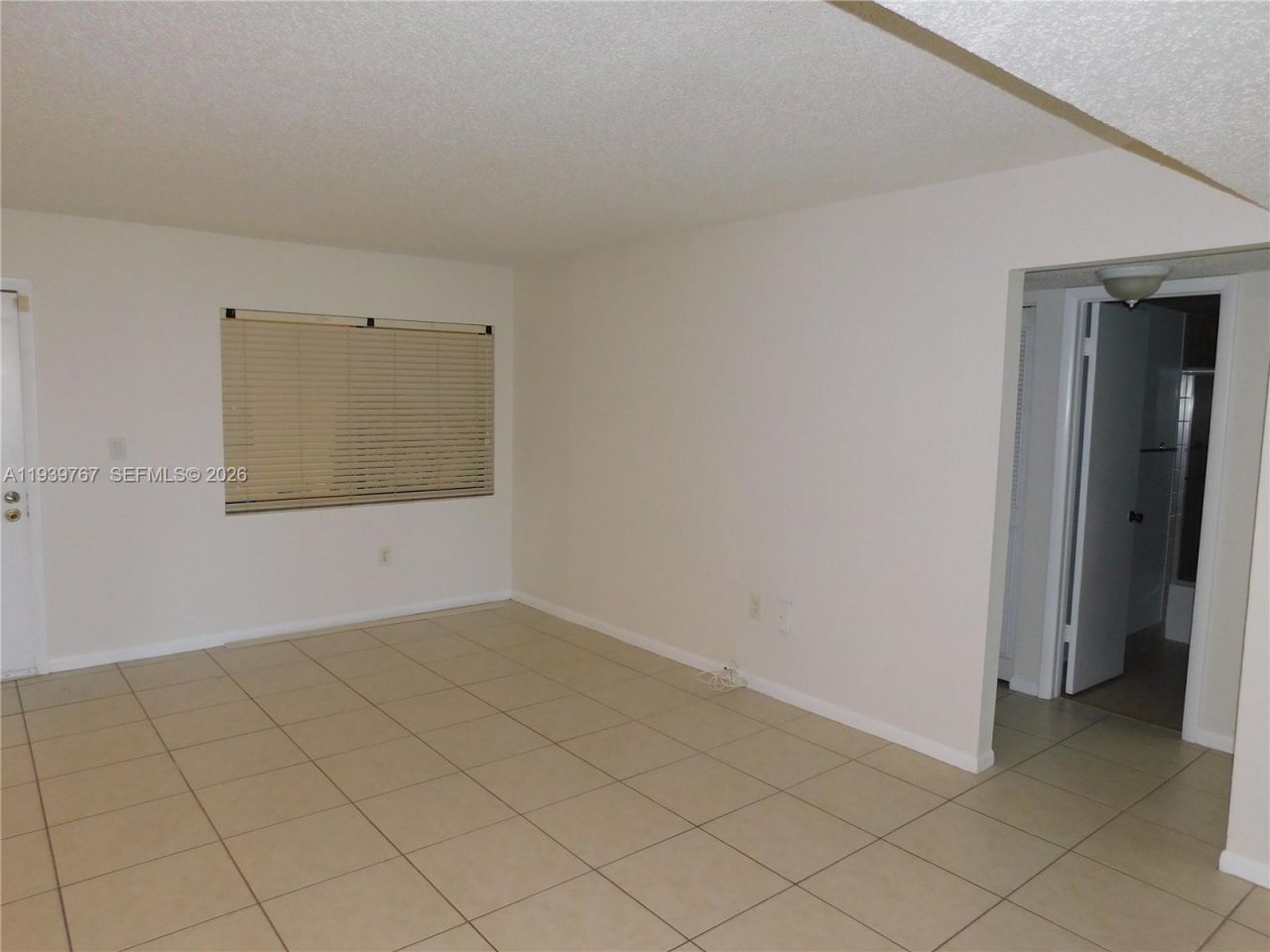 8015 SW 107 Av, Unit 111, Miami, FL 33173 Photo