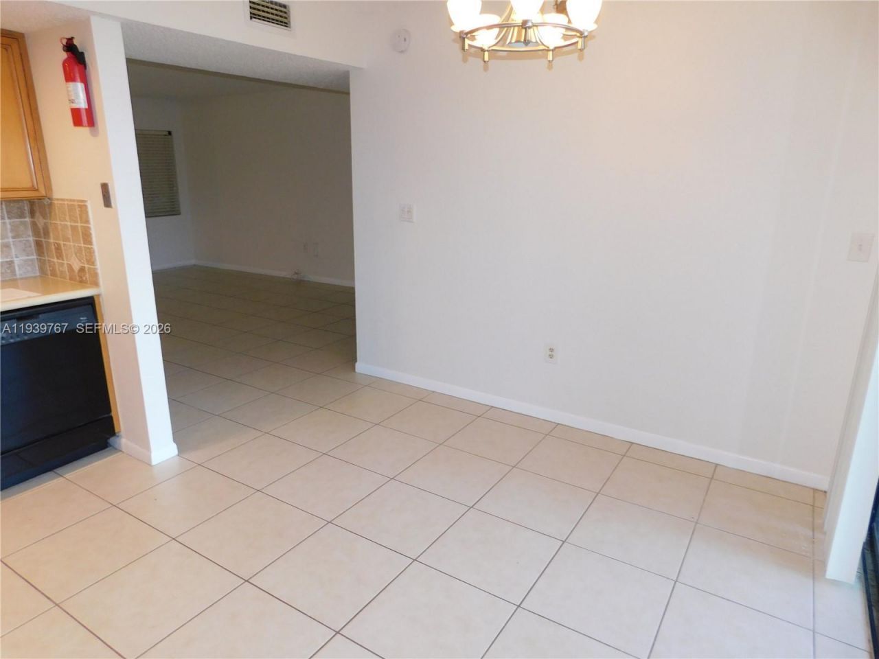 8015 SW 107 Av, Unit 111, Miami, FL 33173 Photo