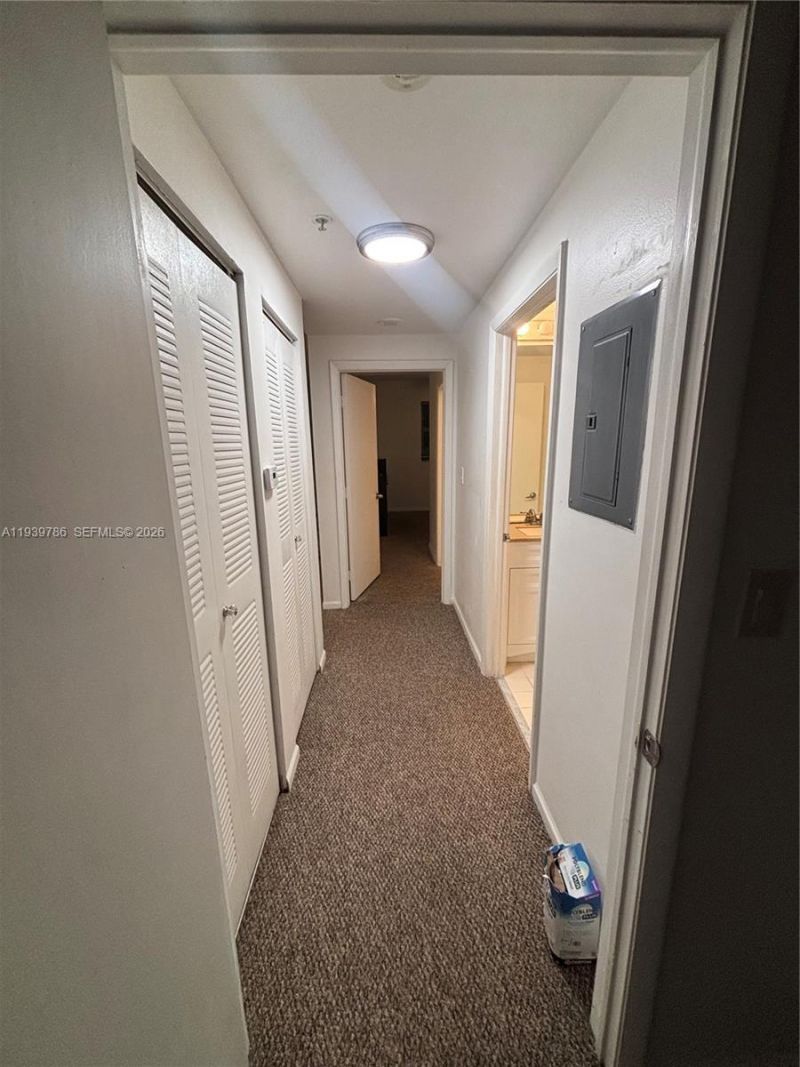 185 SE 14th Ter, Unit 603, Miami, FL 33131 Photo