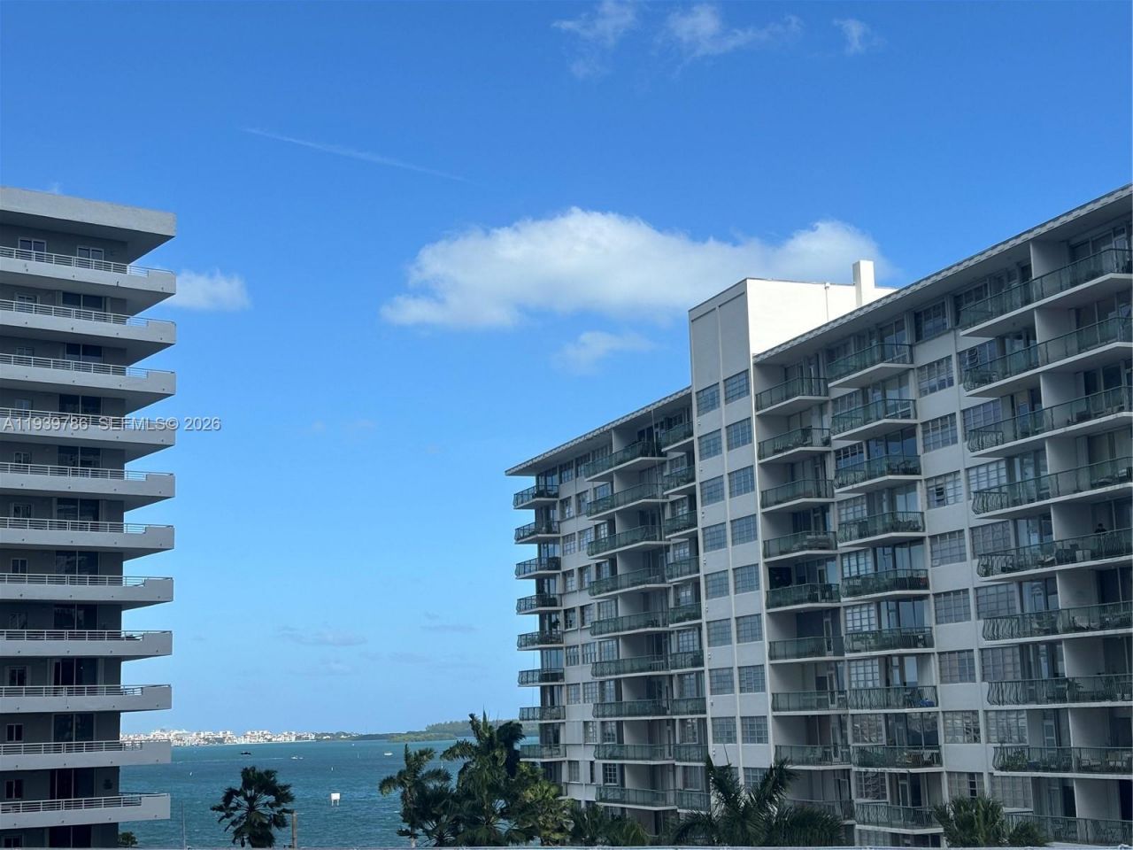 185 SE 14th Ter, Unit 603, Miami, FL 33131 Photo