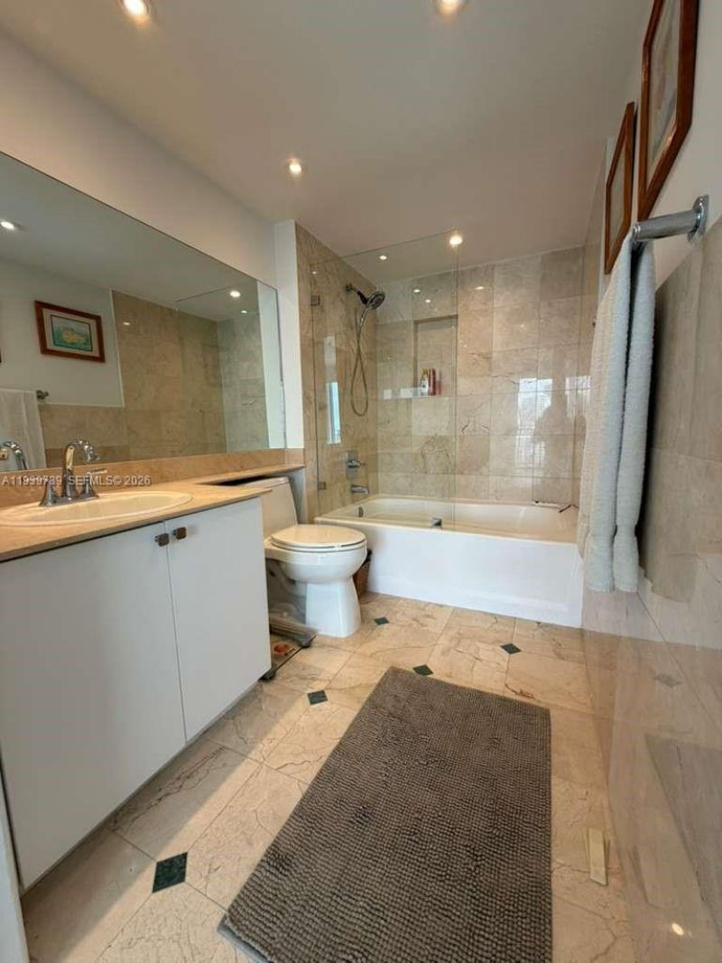 90 Alton Rd, Unit 2912, Miami Beach, FL 33139 Photo