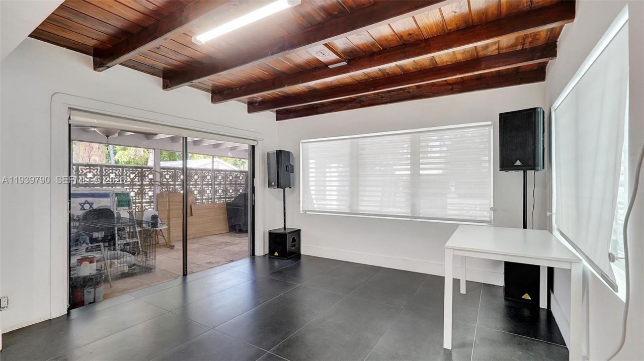 603 N 32nd Ave, Hollywood, FL 33021 Photo