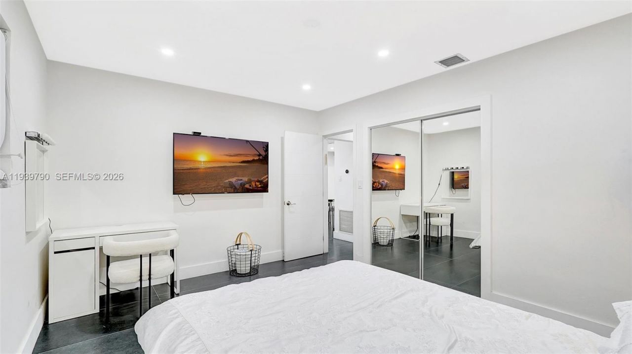 603 N 32nd Ave, Hollywood, FL 33021 Photo