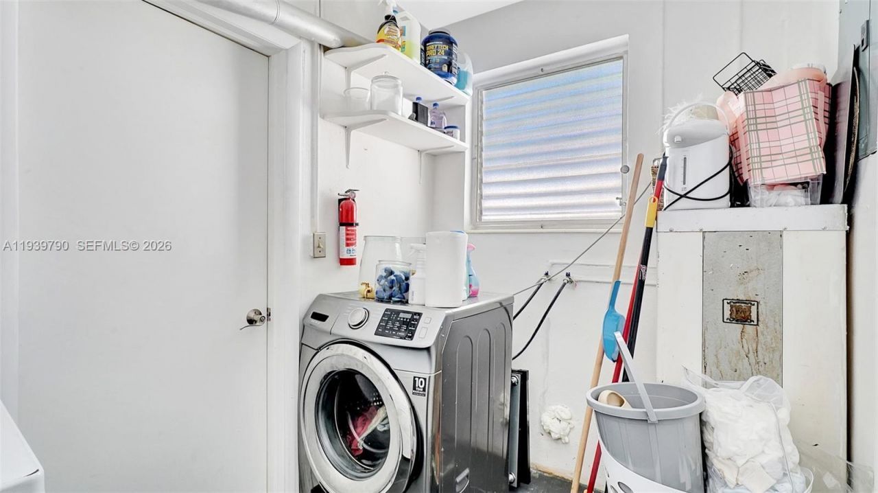 603 N 32nd Ave, Hollywood, FL 33021 Photo