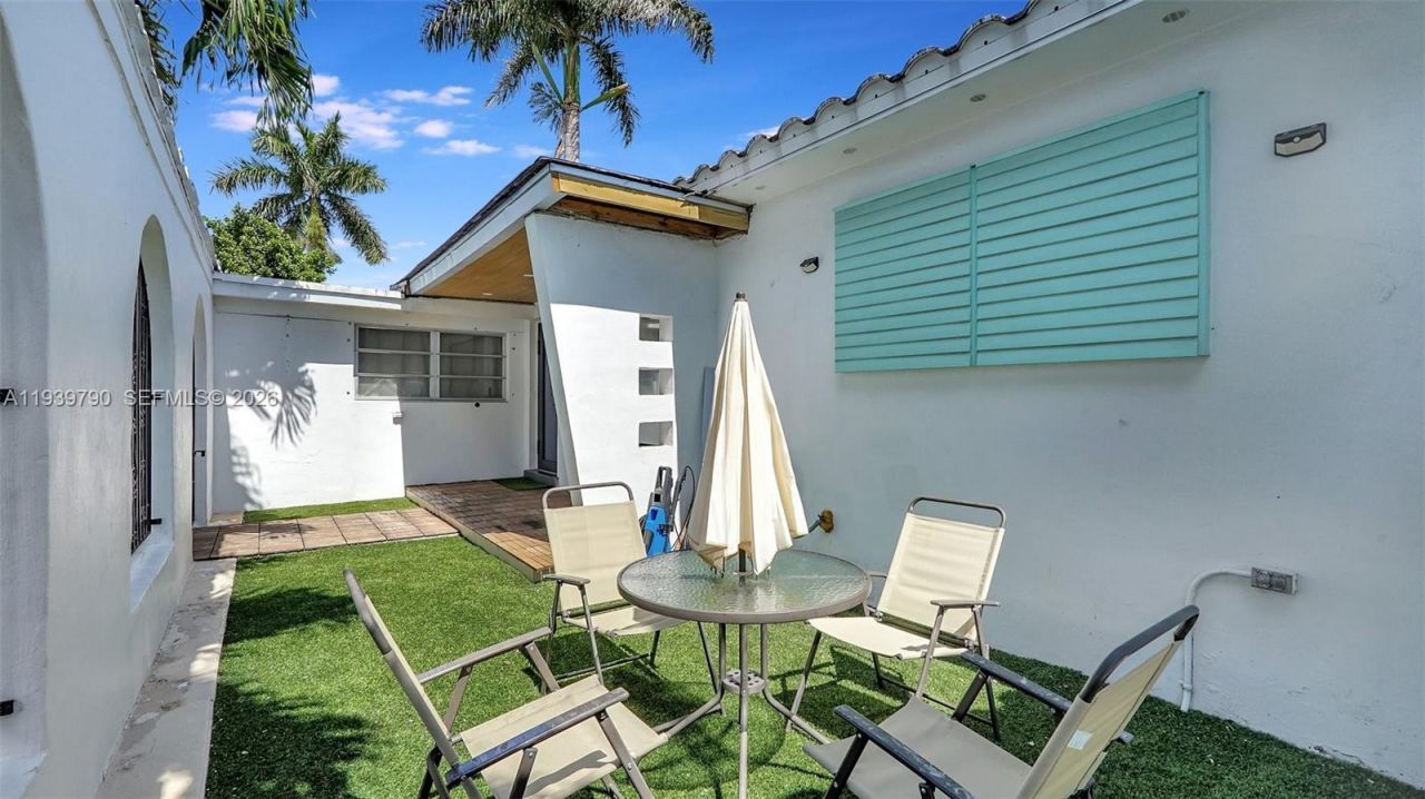 603 N 32nd Ave, Hollywood, FL 33021 Photo