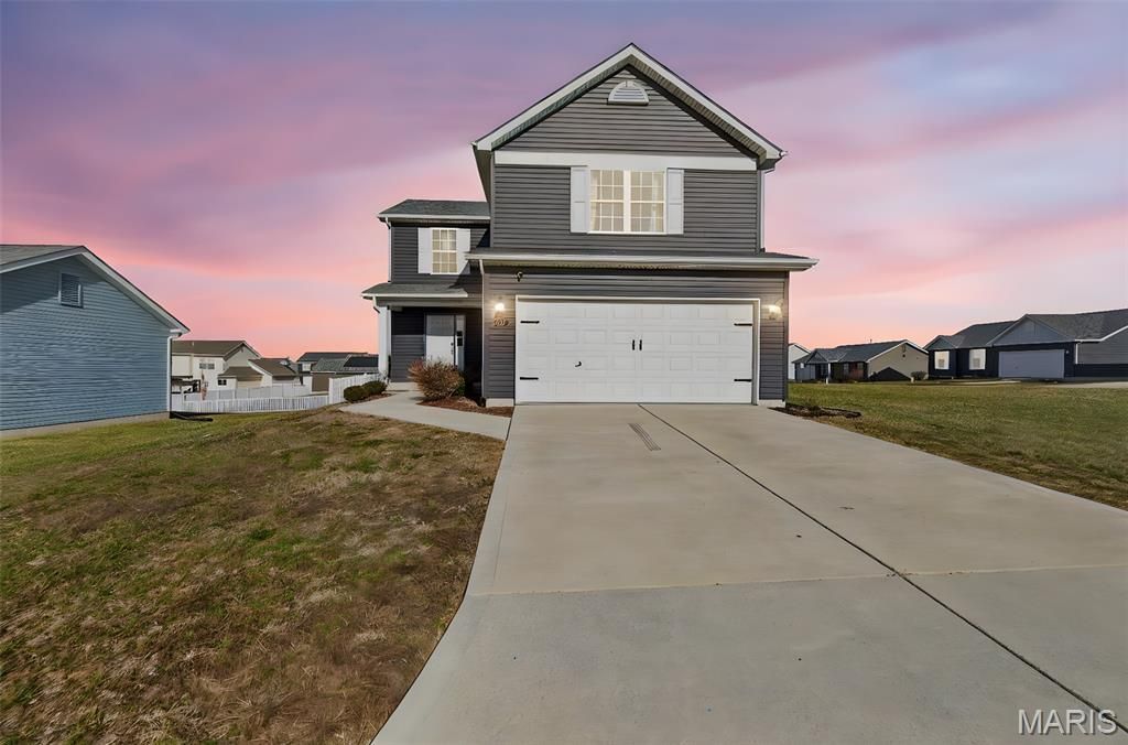 897 Mohawk Court, Warrenton, MO 63383 Main Photo