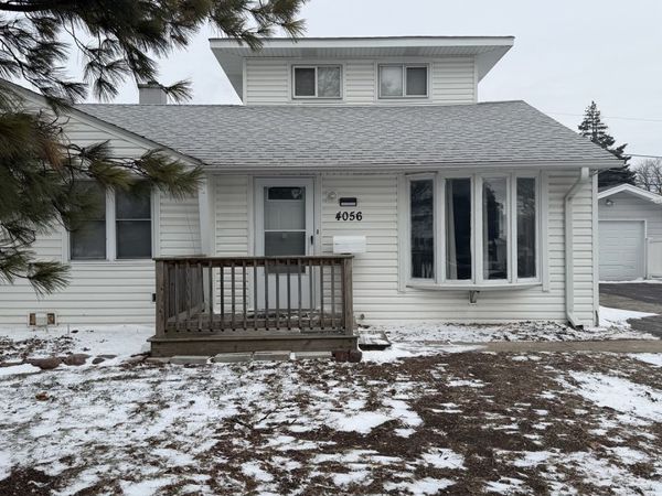 4056 W 89th Place, Hometown, IL 60456