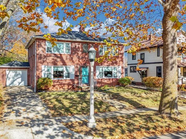 206 W Florida Avenue, Urbana, IL 61801