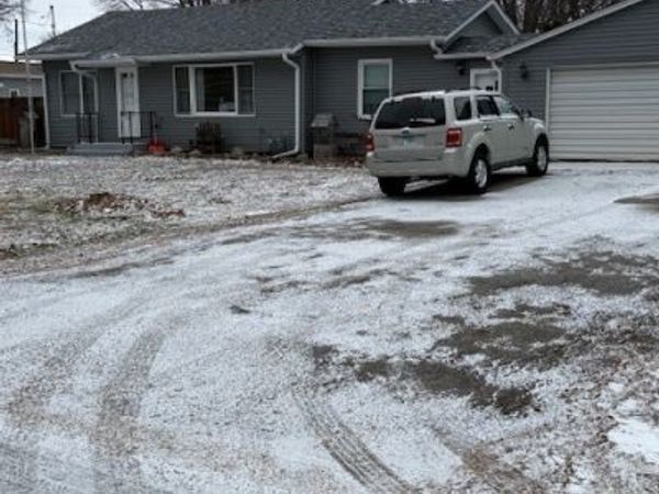 210 W South Street, Sheffield, IL 61361