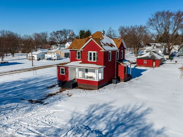 204 E South Street, Sheffield, IL 61361