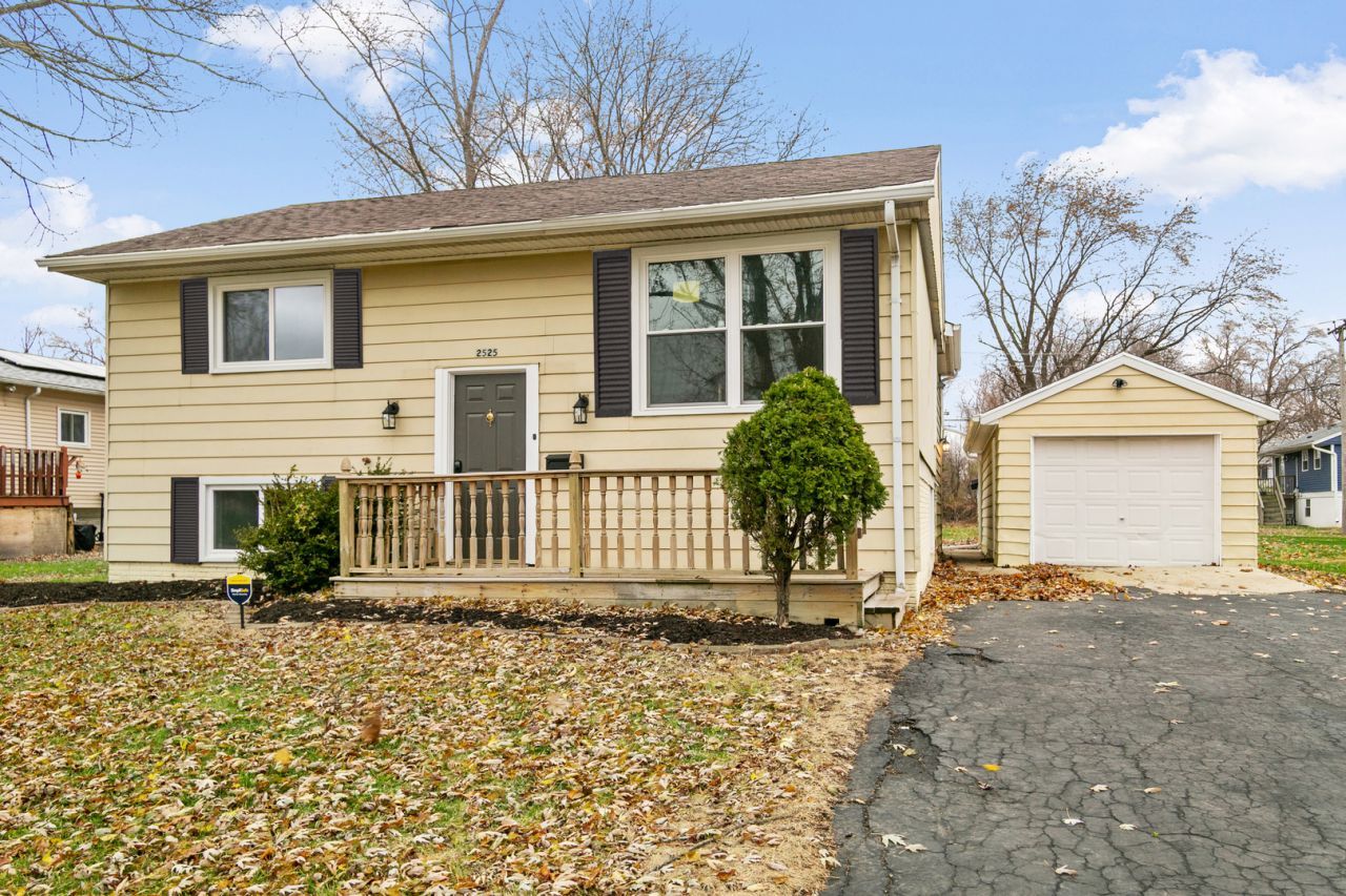 2525 223RD Street, Sauk Village, IL 60411