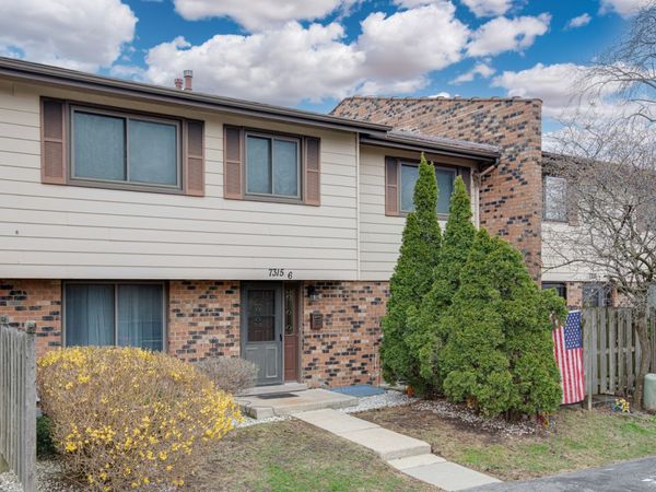 Unit 6, Downers Grove, IL 60516