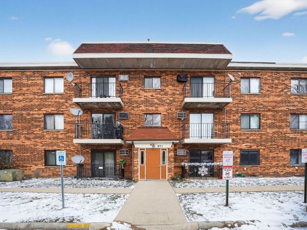 971 N Rohlwing Road, Unit G-B, Addison, IL 60101