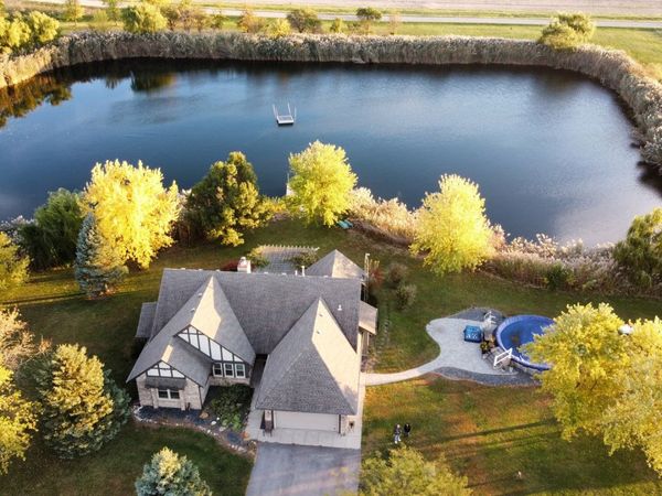 5395 S Carbon Hill Road, Gardner, IL 60424