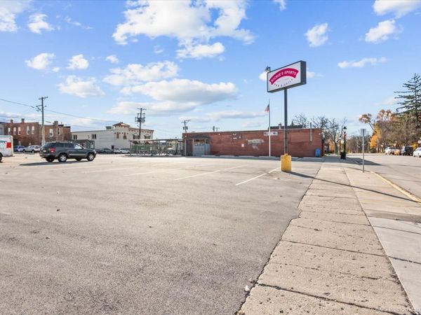 1361 Benton Street, Crete, IL 60417