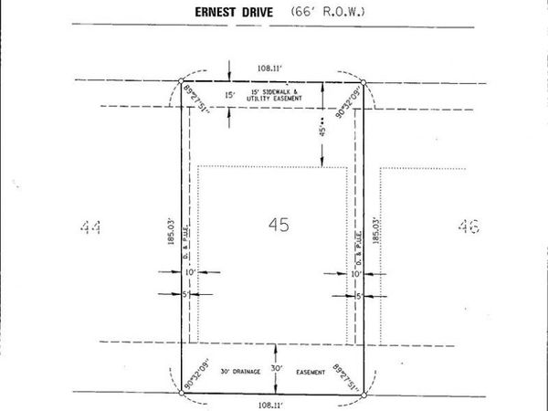 3202 Ernest Drive, Sandwich, IL 60548