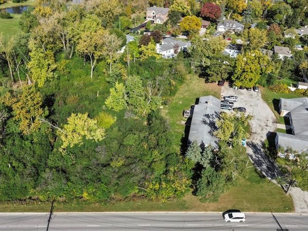 527 W Ogden Avenue, Hinsdale, IL 60521