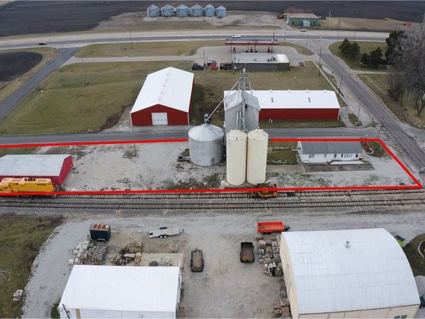 201 Main Street, Wapella, IL 61777