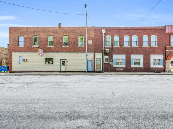 206 W Lincoln Street, Saybrook, IL 61770