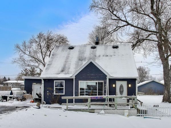 4910 PARKVIEW Drive, Mccullom Lake, IL 60050