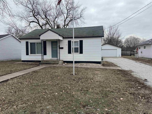 804 SW 5th St Street, Aledo, IL 61231