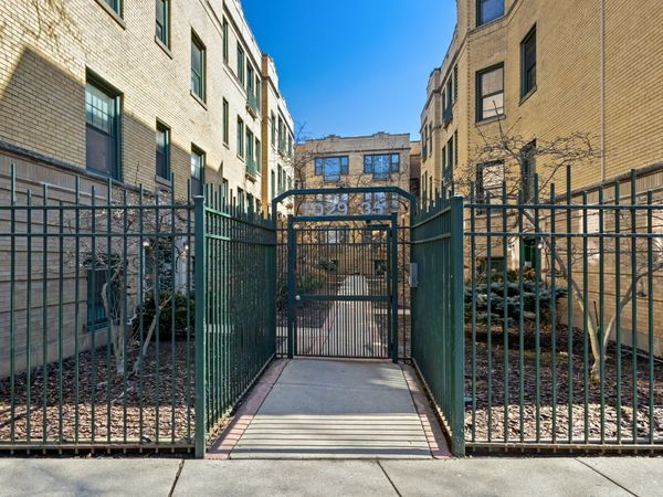 7035 N Sheridan Road, Unit G, Chicago, IL 60626