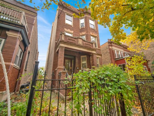 6315 N Lakewood Avenue, Chicago, IL 60660