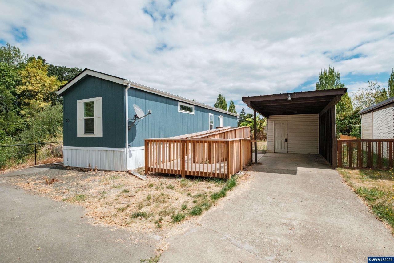 141 S 17th St, Independence, OR 97351 Main Photo