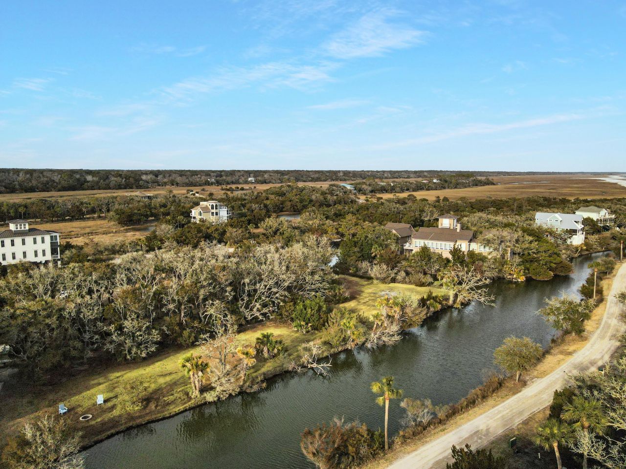 28 Sharks Tooth Circle Photo 12