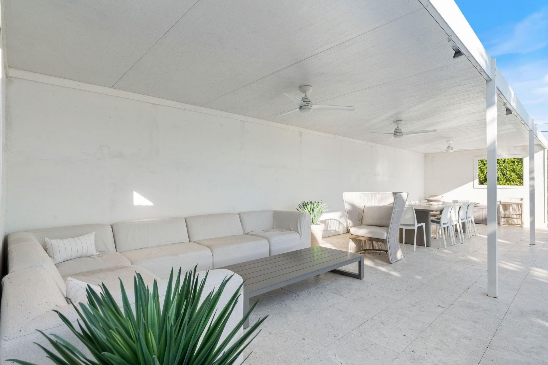 5702 SW 136 Avenue, Southwest Ranches, FL 33330 Photo