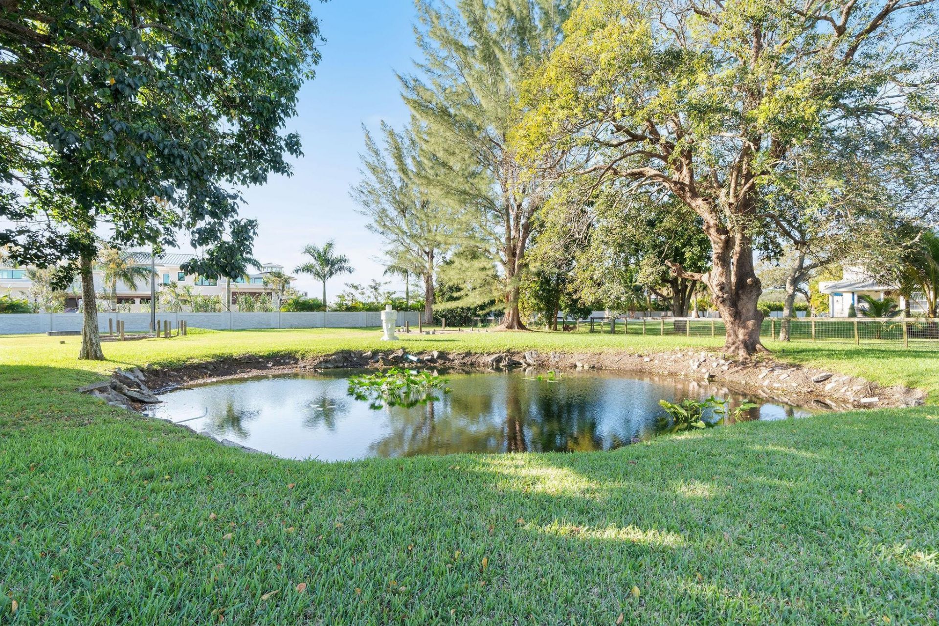 5702 SW 136 Avenue, Southwest Ranches, FL 33330 Photo