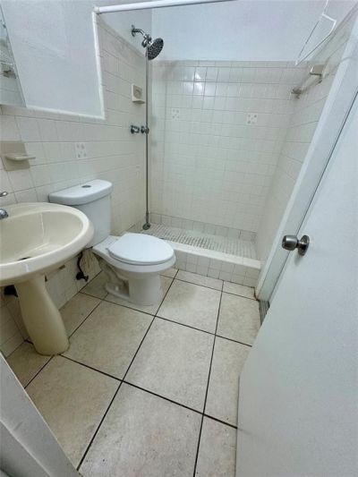 1140 NE 24 Avenue, Pompano Beach, FL 33062 Photo