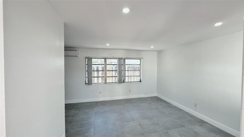 1140 NE 24 Avenue, Pompano Beach, FL 33062 Photo