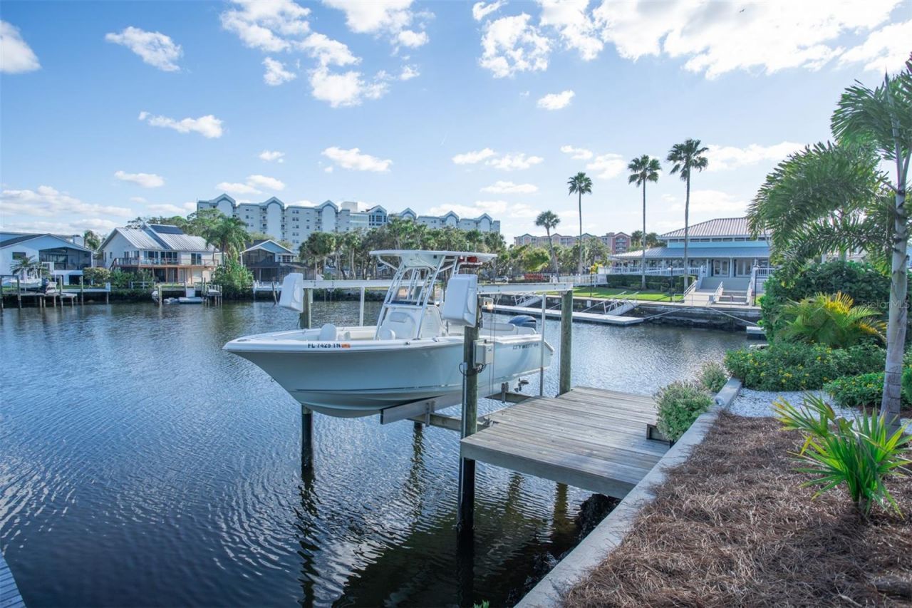 6109 Bayside Drive, New Port Richey, FL 34652 Photo