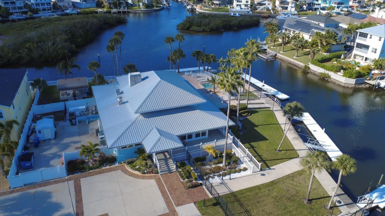 6109 Bayside Drive, New Port Richey, FL 34652 Photo