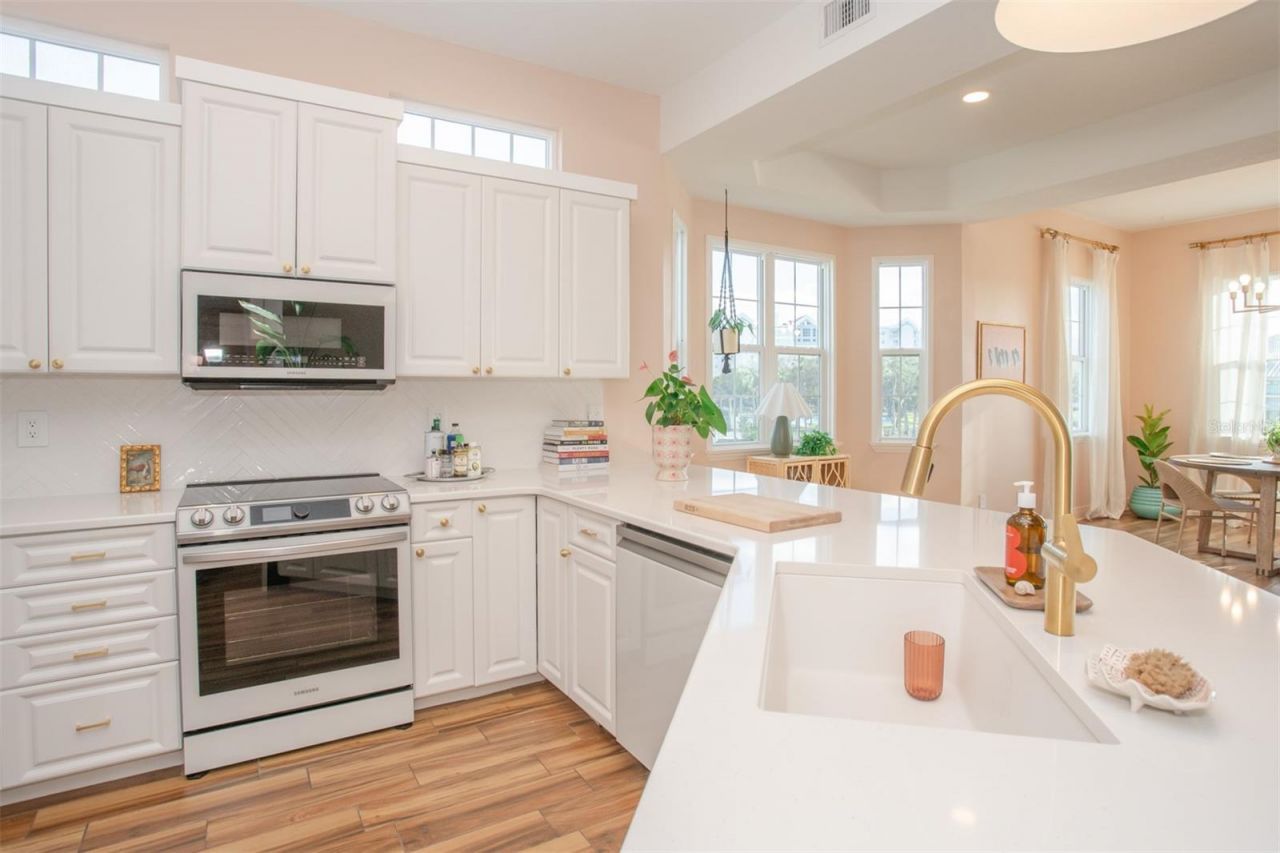 6109 Bayside Drive, New Port Richey, FL 34652 Photo