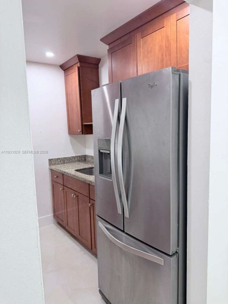 160 SW 30th Ave, Unit 104A, Miami, FL 33135 Photo