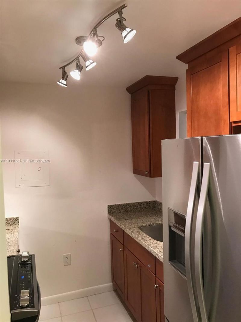 160 SW 30th Ave , Unit 104A, Miami, FL 33135 Photo